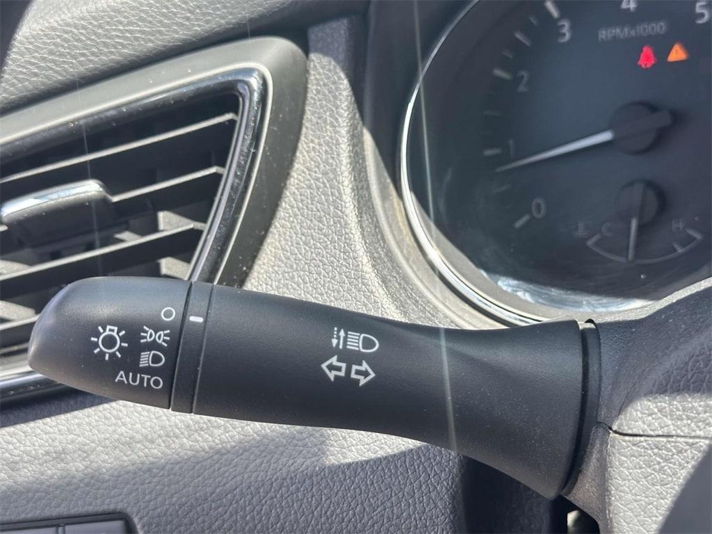 used 2020 Nissan Rogue car, priced at $17,998