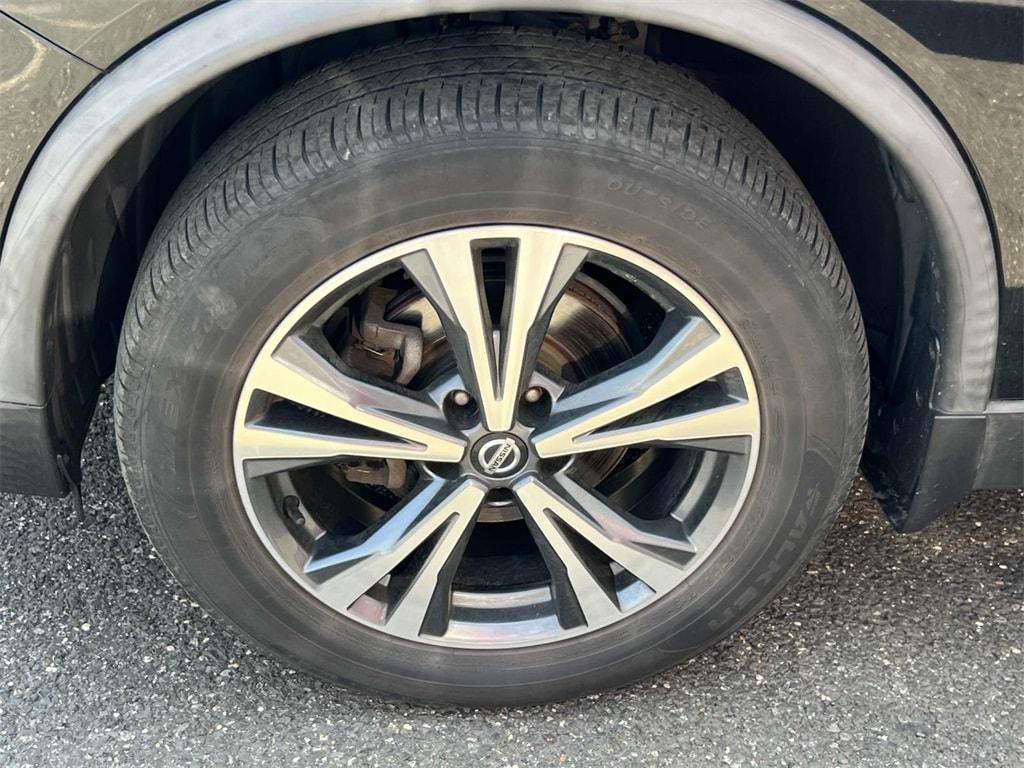 used 2019 Nissan Rogue car, priced at $17,600