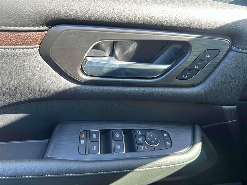 new 2025 Nissan Armada car, priced at $73,910