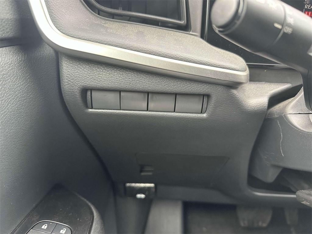 new 2025 Nissan Kicks car, priced at $25,255