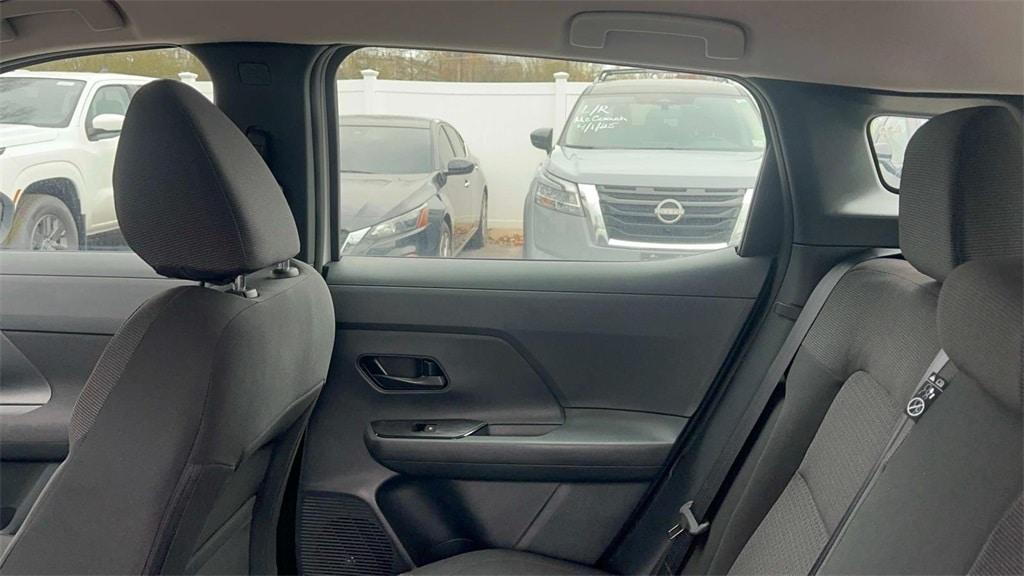 new 2025 Nissan Kicks car, priced at $25,255