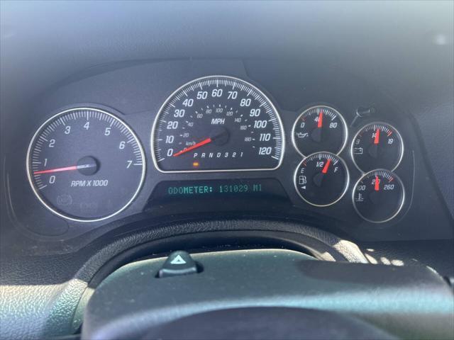 used 2006 GMC Envoy car, priced at $5,000