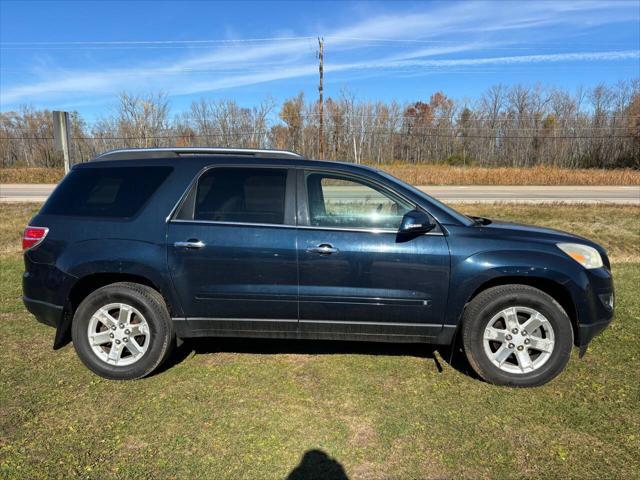 used 2007 Saturn Outlook car, priced at $4,000