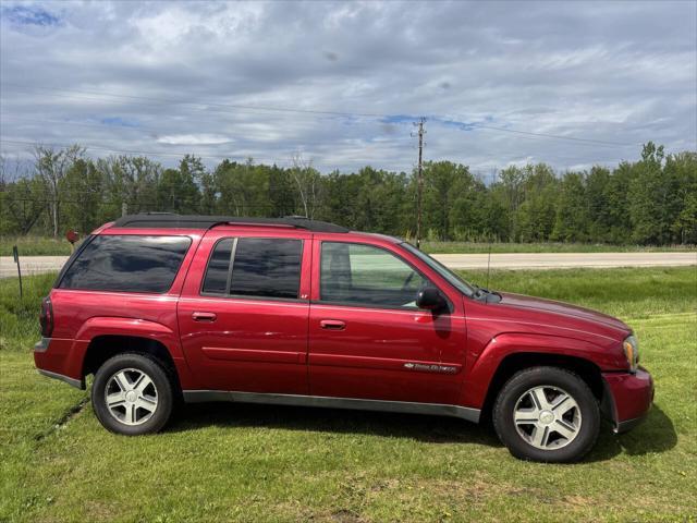 used 2004 Chevrolet TrailBlazer EXT car, priced at $5,000