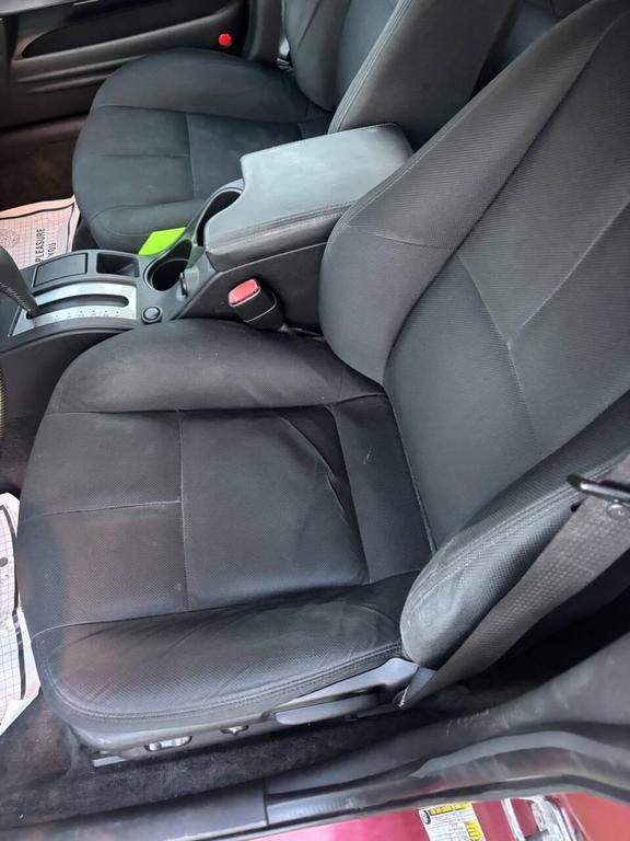 used 2006 Pontiac Grand Prix car, priced at $6,000