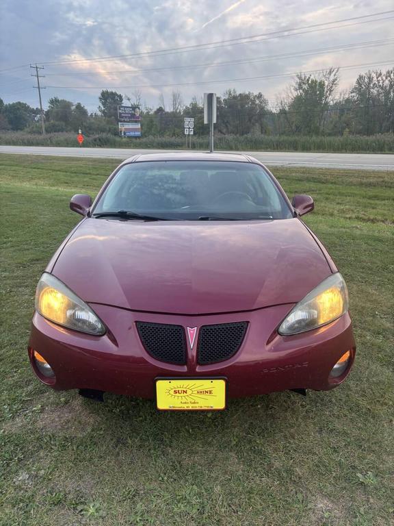 used 2006 Pontiac Grand Prix car, priced at $6,000