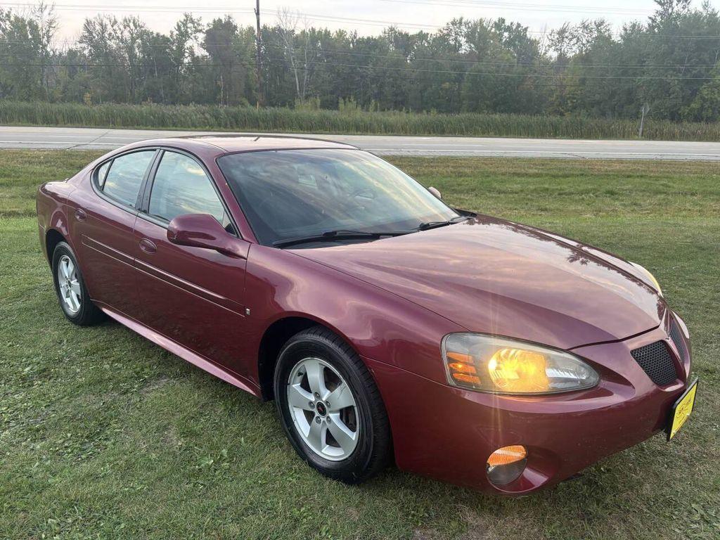 used 2006 Pontiac Grand Prix car, priced at $6,000
