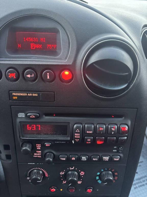 used 2006 Pontiac Grand Prix car, priced at $6,000