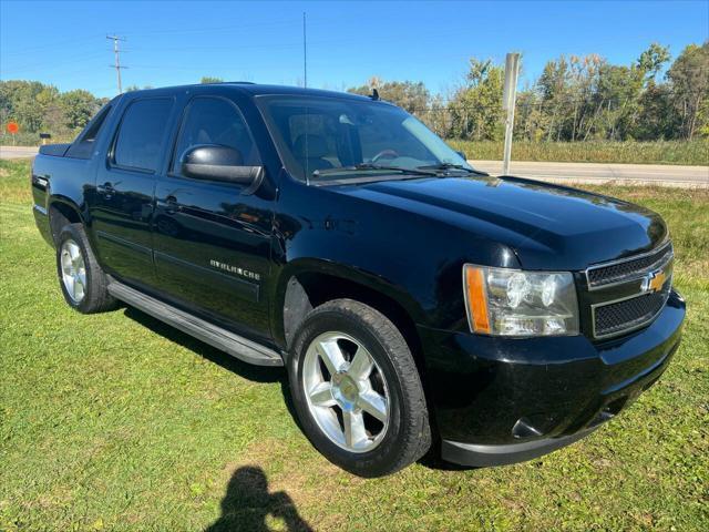 used 2010 Chevrolet Avalanche car, priced at $13,000