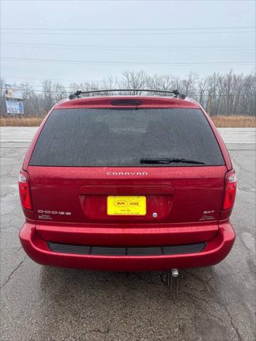 used 2005 Dodge Caravan car, priced at $3,000