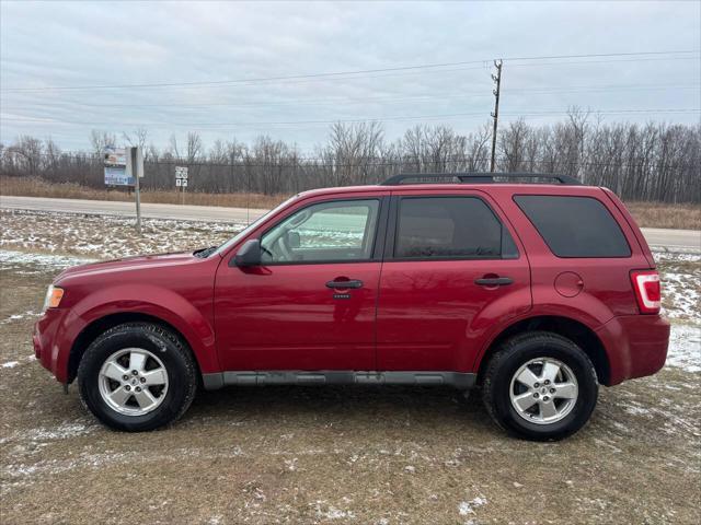 used 2009 Ford Escape car, priced at $8,000