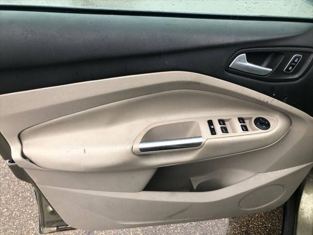 used 2013 Ford Escape car, priced at $5,000
