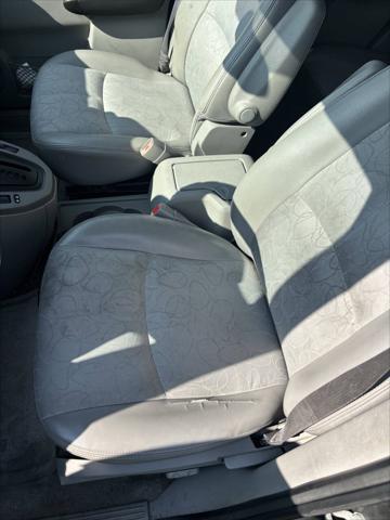 used 2004 Saturn Vue car, priced at $5,000