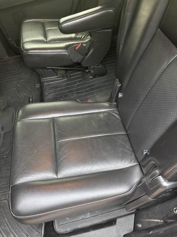 used 2011 Ford Expedition car, priced at $7,000