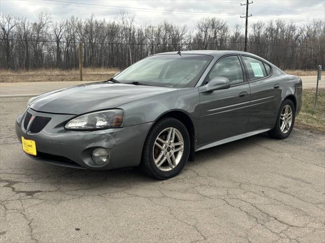 used 2005 Pontiac Grand Prix car, priced at $3,000