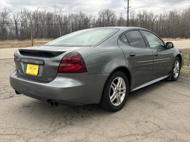 used 2005 Pontiac Grand Prix car, priced at $3,000