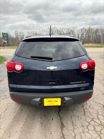 used 2010 Chevrolet Traverse car, priced at $8,000