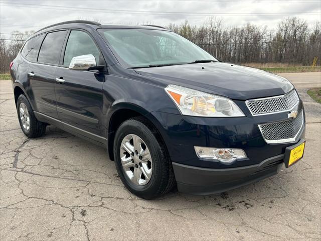 used 2010 Chevrolet Traverse car, priced at $8,000