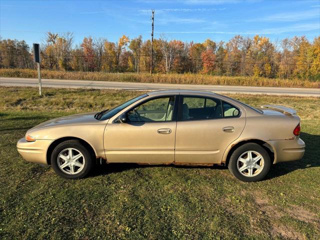 used 2003 Oldsmobile Alero car, priced at $3,000