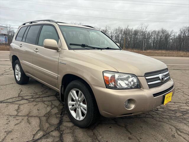 used 2006 Toyota Highlander Hybrid car, priced at $5,000