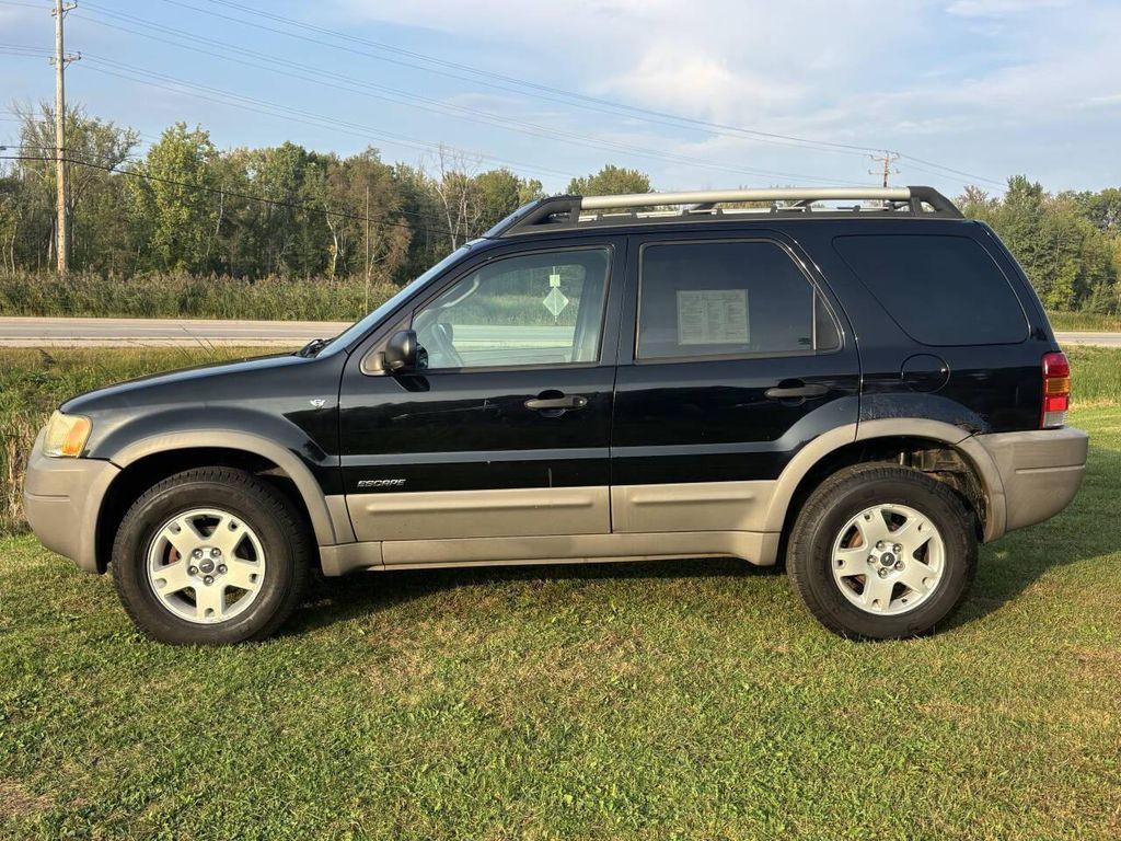 used 2002 Ford Escape car, priced at $4,000