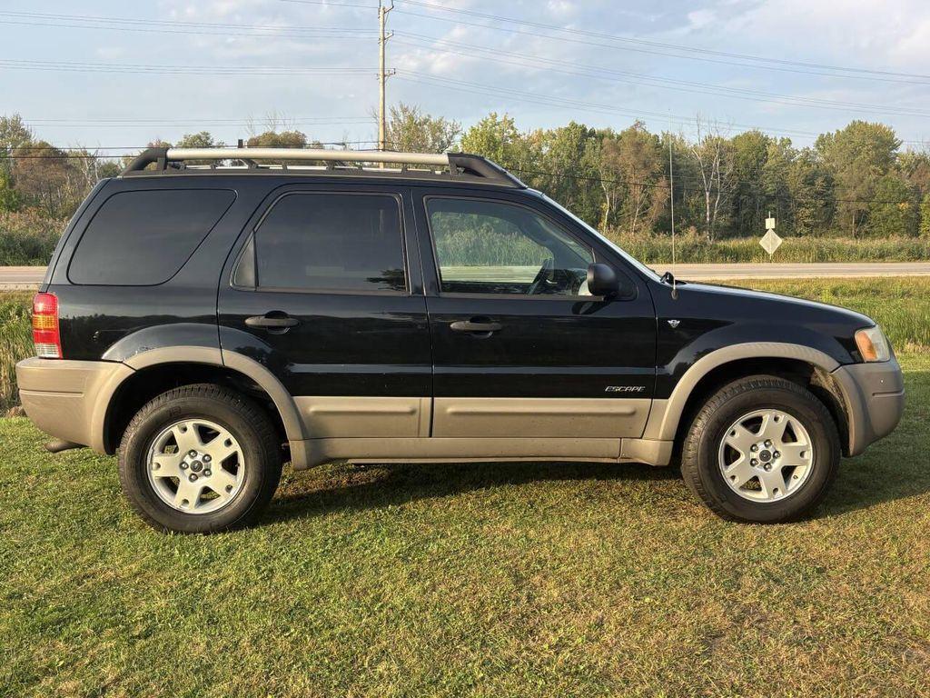 used 2002 Ford Escape car, priced at $4,000