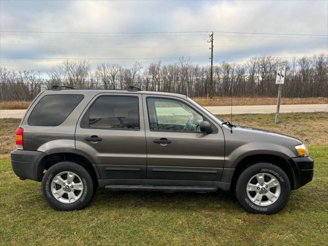 used 2006 Ford Escape car, priced at $4,000