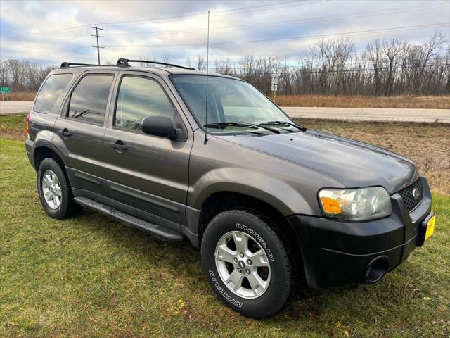 used 2006 Ford Escape car, priced at $4,000