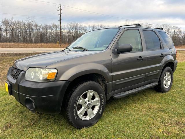 used 2006 Ford Escape car, priced at $4,000