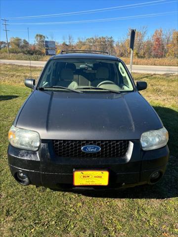 used 2006 Ford Escape car, priced at $4,000