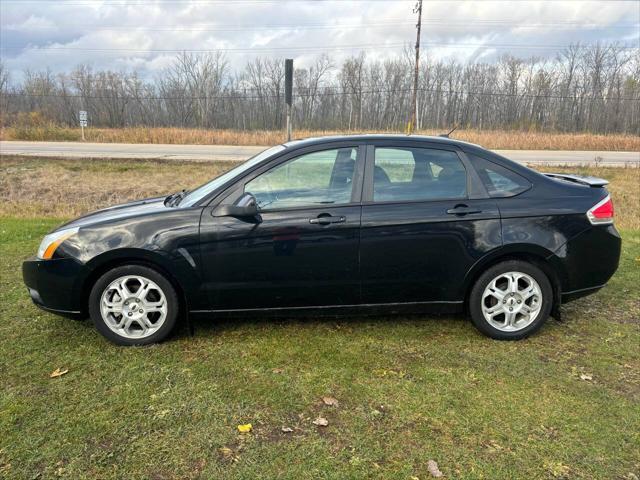 used 2009 Ford Focus car, priced at $3,000