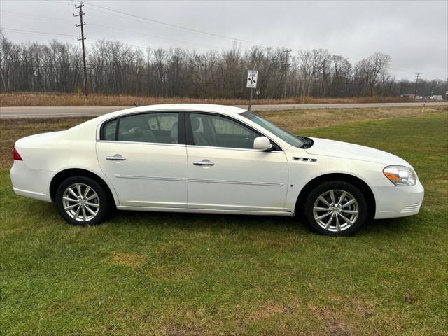 used 2007 Buick Lucerne car, priced at $4,000