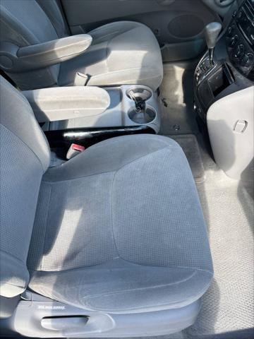 used 2004 Toyota Sienna car, priced at $4,000