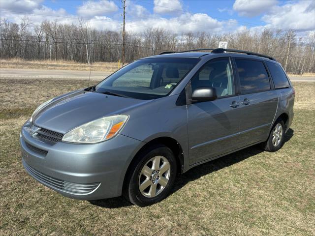 used 2004 Toyota Sienna car, priced at $4,000