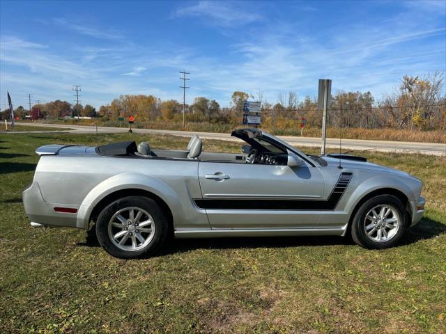 used 2007 Ford Mustang car, priced at $8,000