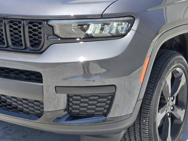 new 2025 Jeep Grand Cherokee L car, priced at $46,712