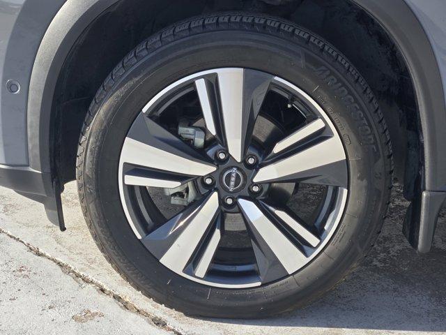 used 2023 Nissan Rogue car, priced at $23,400