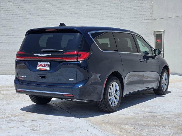 new 2025 Chrysler Pacifica car, priced at $46,248