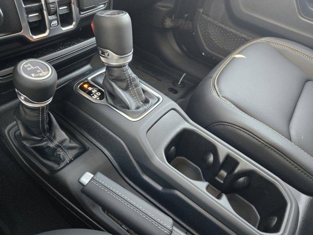 new 2025 Jeep Gladiator car, priced at $49,917