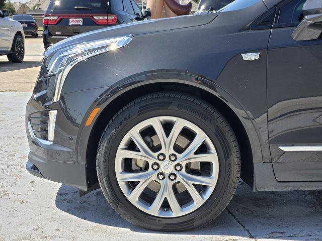 used 2020 Cadillac XT5 car, priced at $28,000