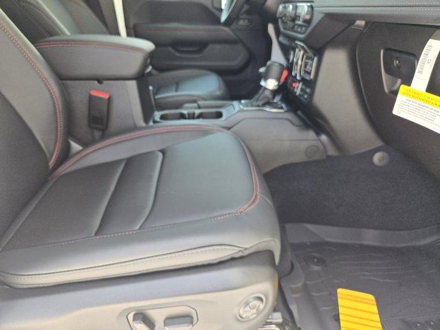 new 2025 Jeep Gladiator car, priced at $55,920