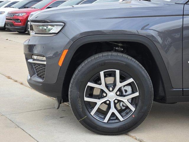 new 2025 Jeep Grand Cherokee car, priced at $41,194