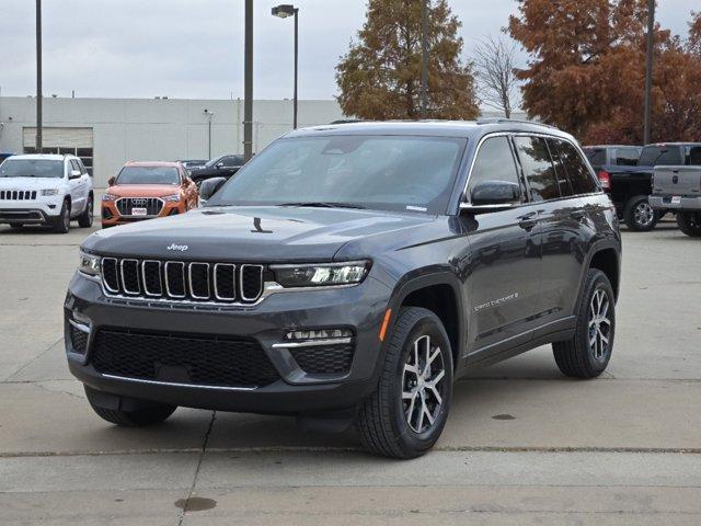 new 2025 Jeep Grand Cherokee car, priced at $41,194