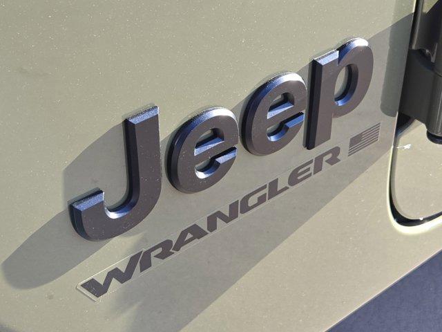 new 2025 Jeep Wrangler car, priced at $46,239