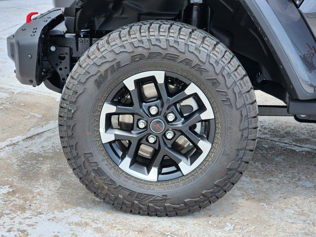 new 2025 Jeep Gladiator car, priced at $56,515