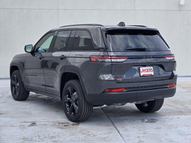 new 2025 Jeep Grand Cherokee car, priced at $47,370