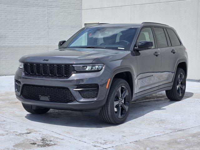 new 2025 Jeep Grand Cherokee car, priced at $47,370