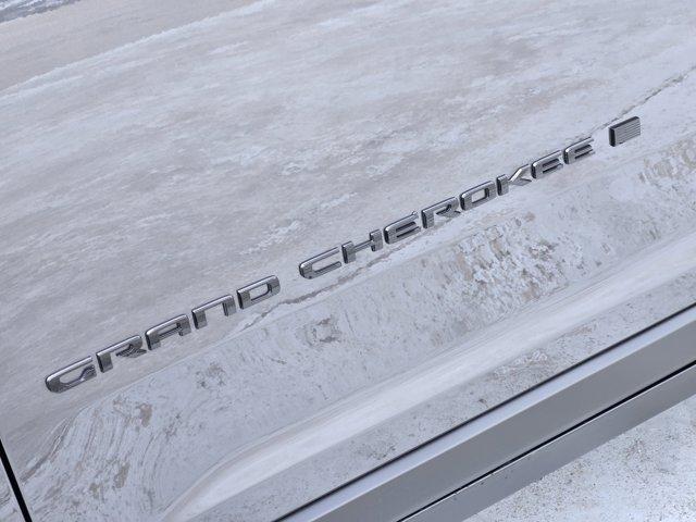 new 2025 Jeep Grand Cherokee car, priced at $47,370