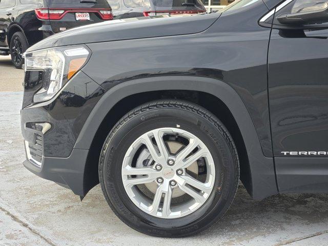 used 2024 GMC Terrain car, priced at $21,000
