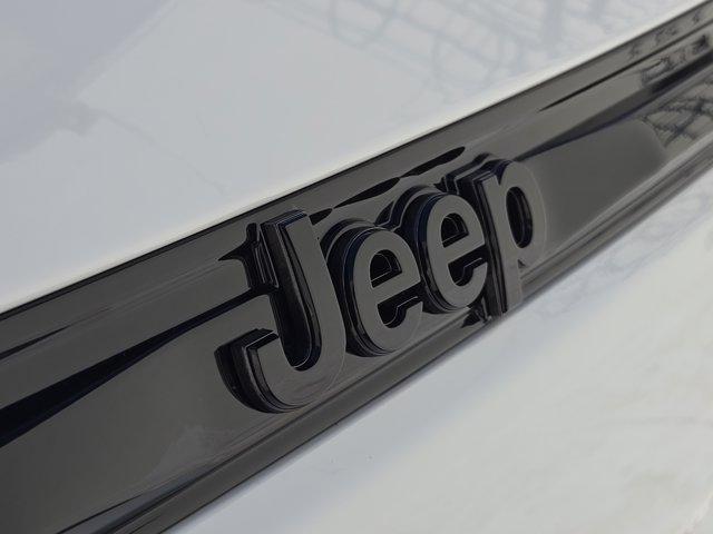 new 2025 Jeep Grand Cherokee car, priced at $56,735